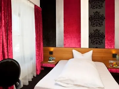 Hotel Schloss Zu Hopferau
