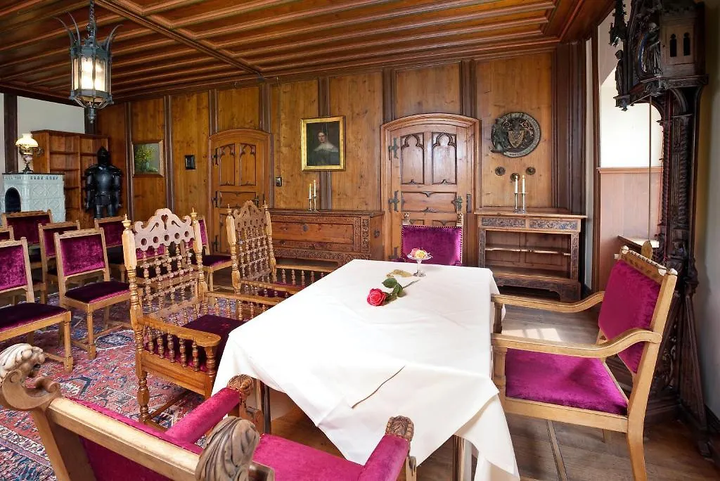 *** Hotel Schloss Zu Hopferau Germania